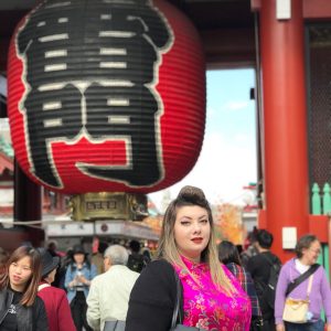 tokyo travel curvy girl city guide japan asakusa lantern