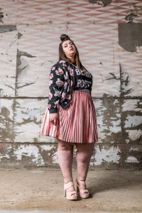 Virginie Grossat blog mode grande taille plus size asos curve metallic skirt
