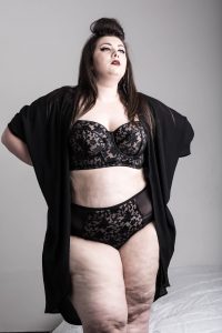 lingerie hosiery new look curves sexy curvy girl bbw blogger plus size