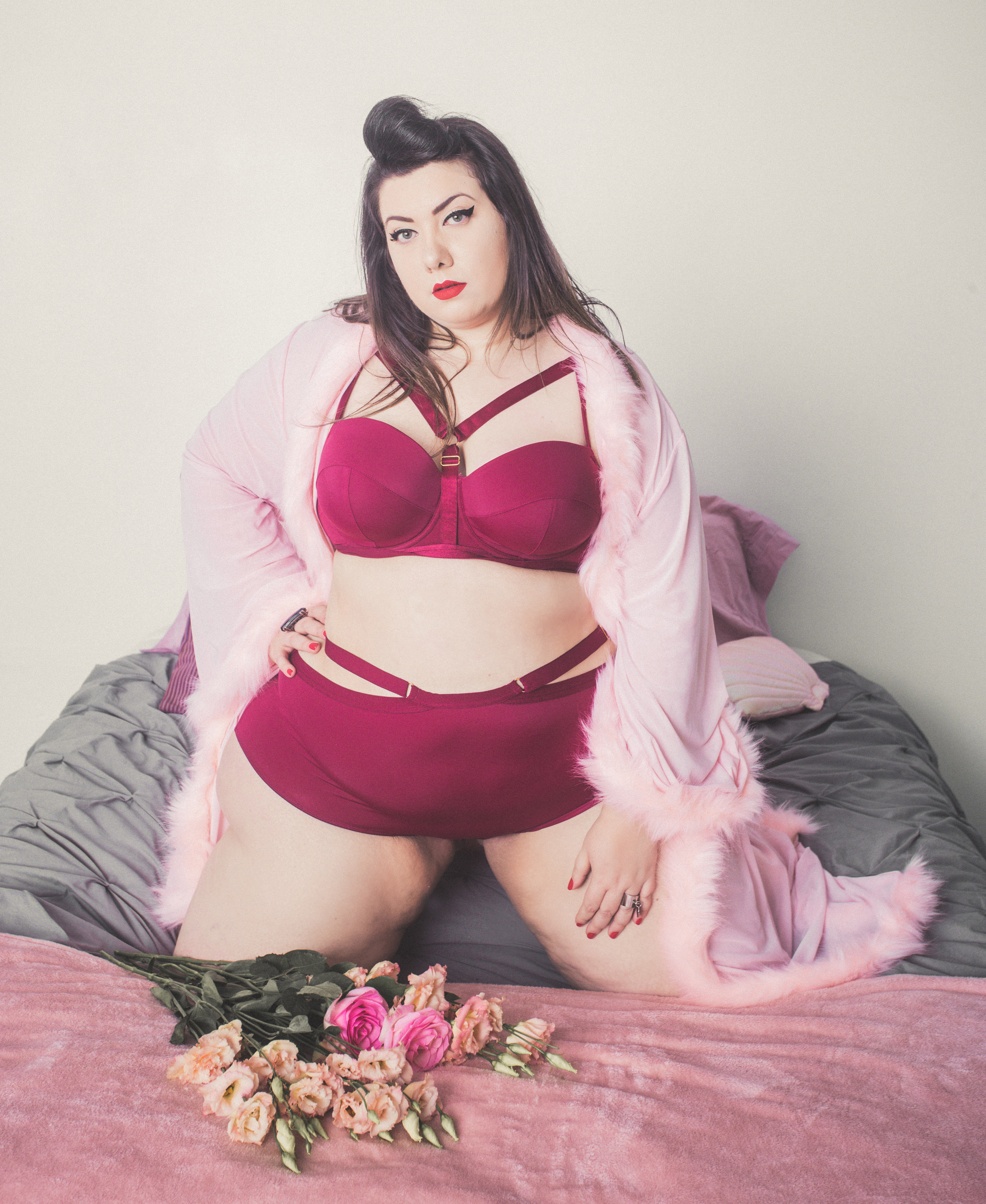 valentin playful promises gabi fresh lingerie sexy bbw fat curvy ronde grande taille plus size boudoir pin up booty